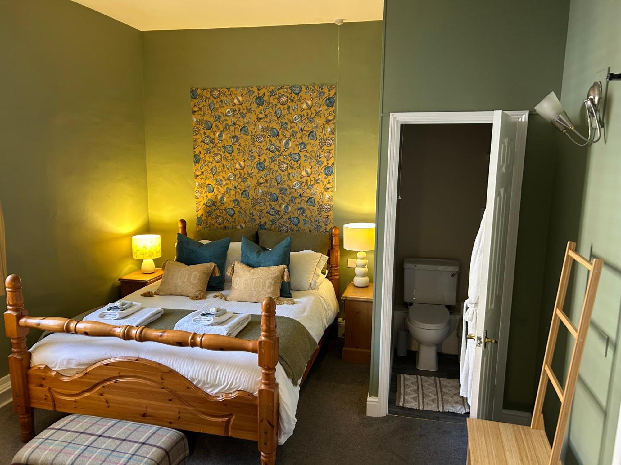 The Crown Hotel Саутуел Екстериор снимка